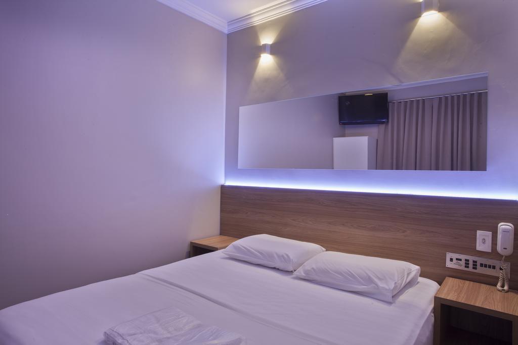 Hotel Esplanada 2*